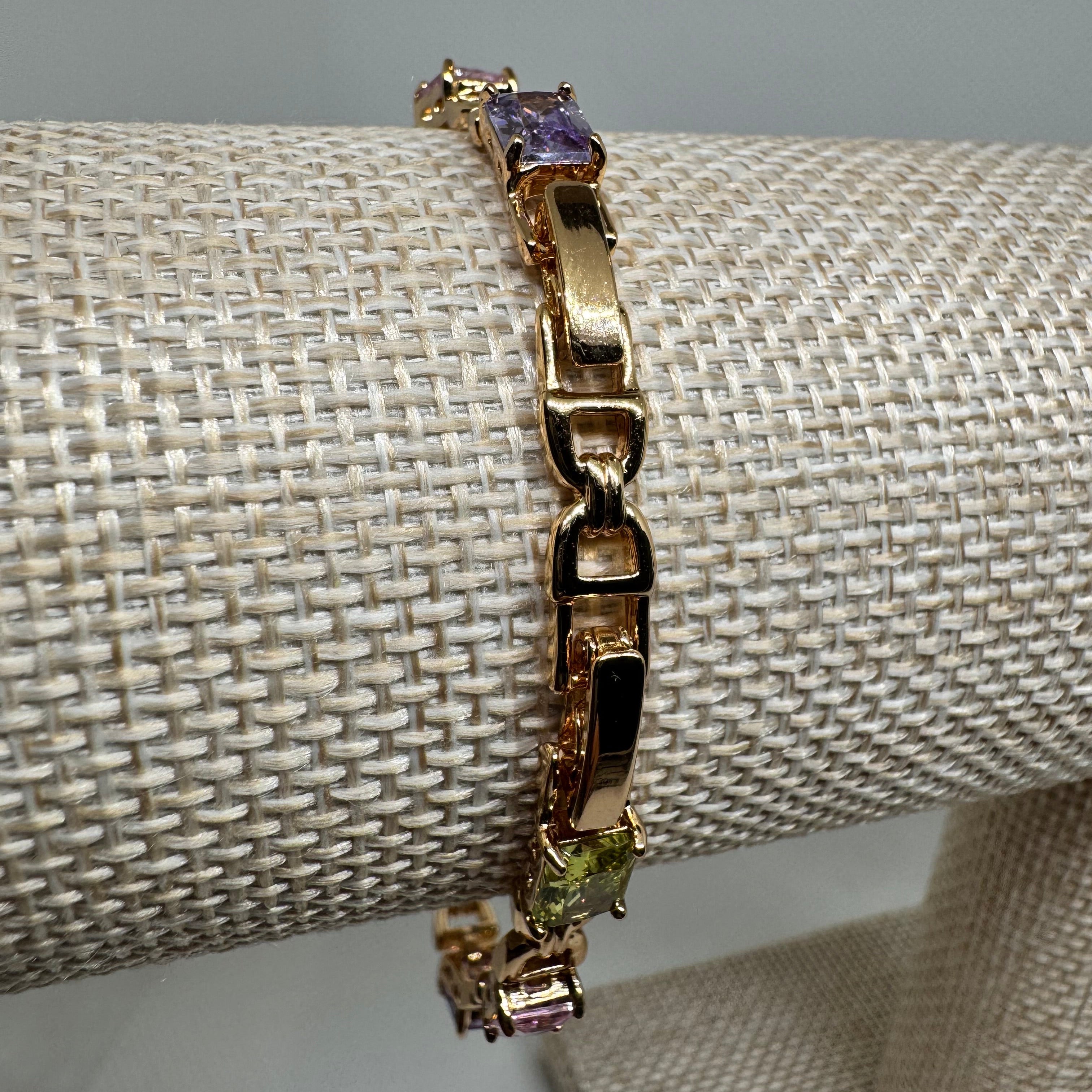 Hada Color Block Link Bracelet with Extender – 18K Gold Plated