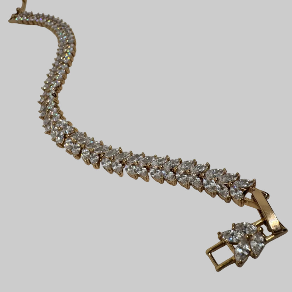 Leaf Marquise CZ Bracelet with Extender – 18K Gold Plated