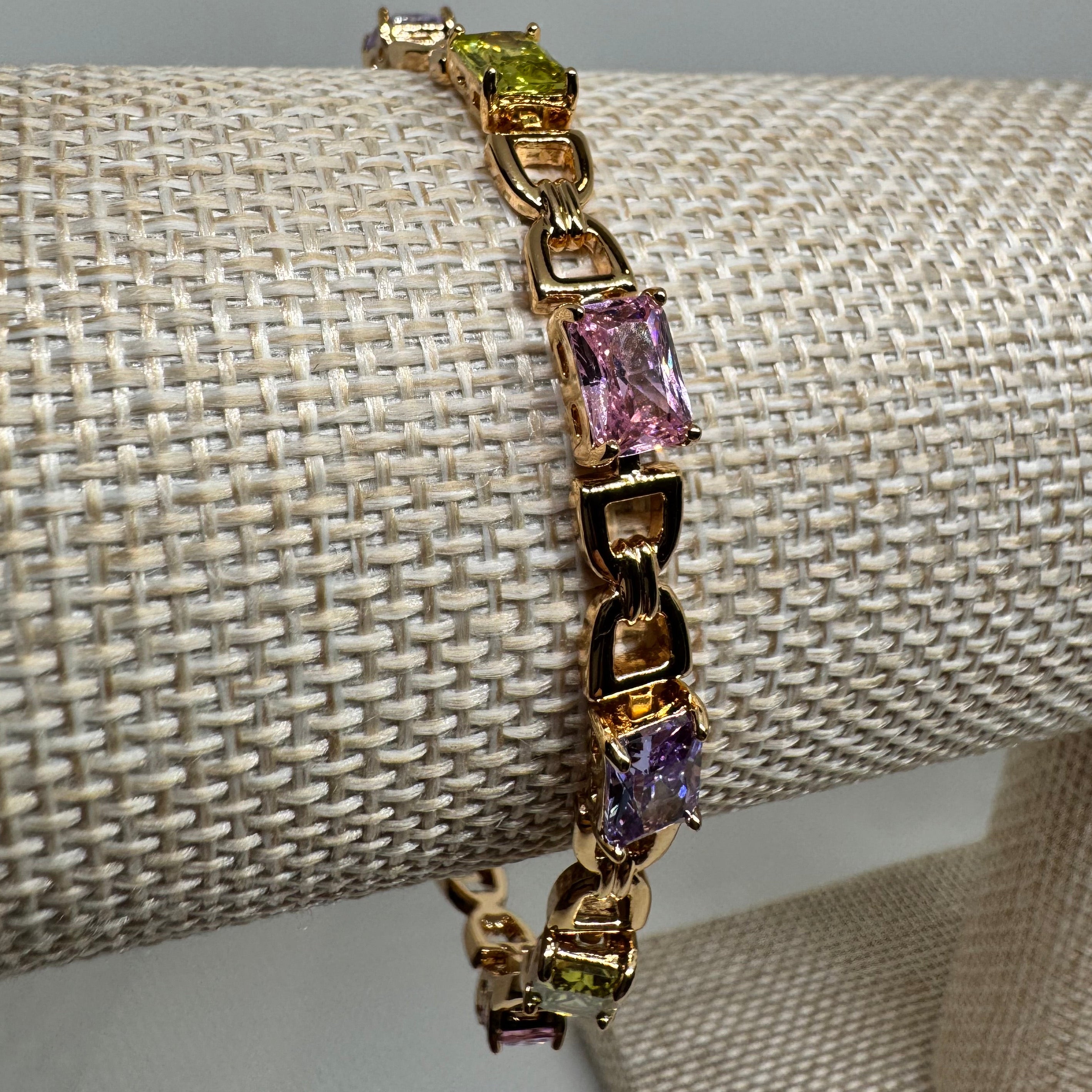 Hada Color Block Link Bracelet with Extender – 18K Gold Plated