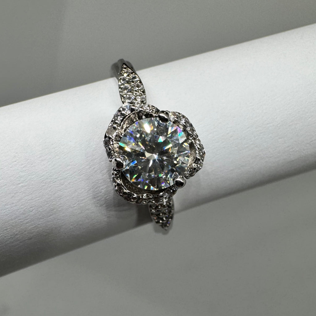 “The Antique Halo” 1Carat Lab-Grown Moissanite Ring – 18K White Gold Plated