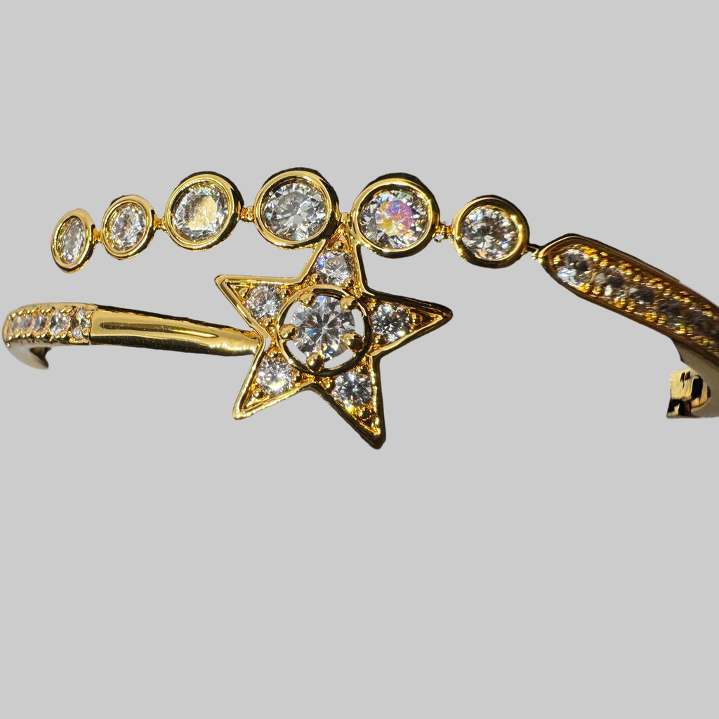 Bangle Adhara Star 1 carat. 18k Gold plated| Lab-Grown Moissanite