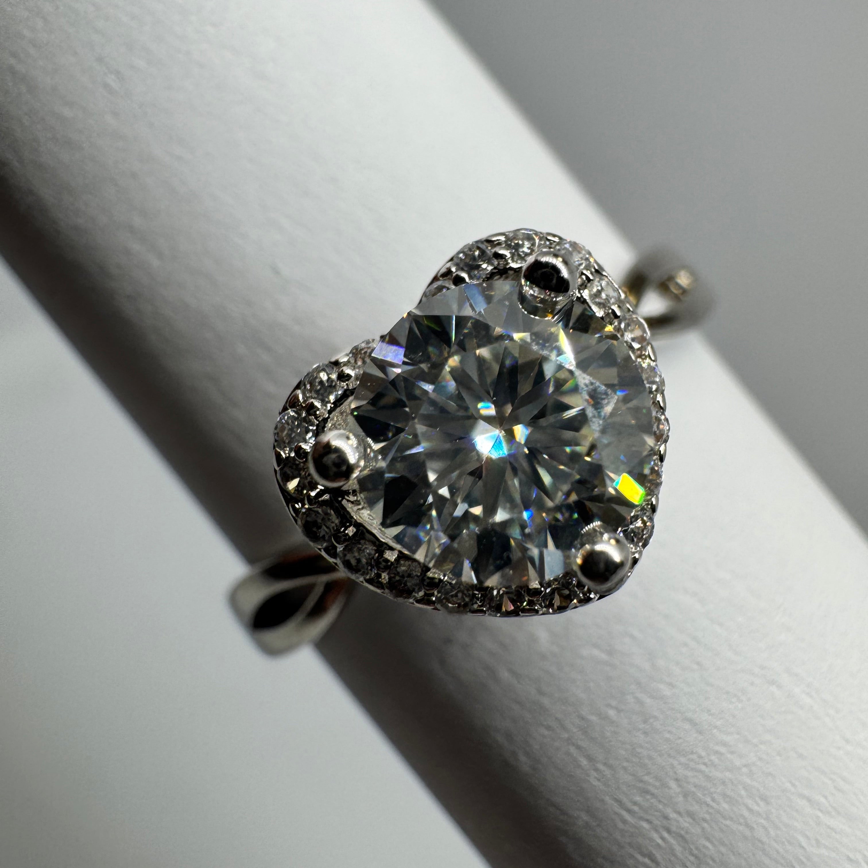 “The Heart Blind “ 1Carat Lab-Grown Moissanite Ring – 18K White Gold Plated