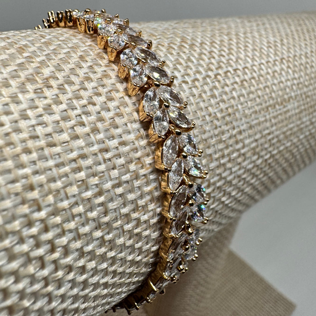 Leaf Marquise CZ Bracelet with Extender – 18K Gold Plated