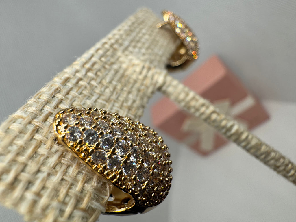 The Modern Choice: Tapered Pavé Crystal Huggie Earrings 18K Gold-plated