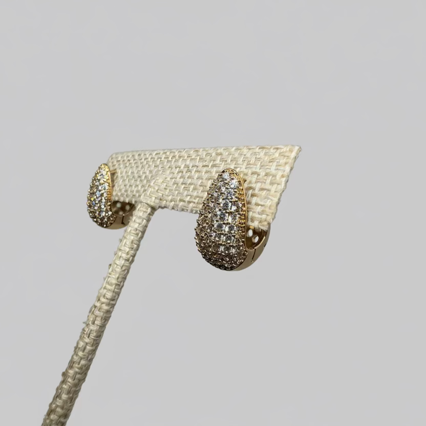The Modern Choice: Tapered Pavé Crystal Huggie Earrings 18K Gold-plated